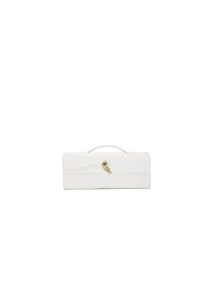 Bottega Veneta Andiamo Clutch white Intrecciato lambskin front view
