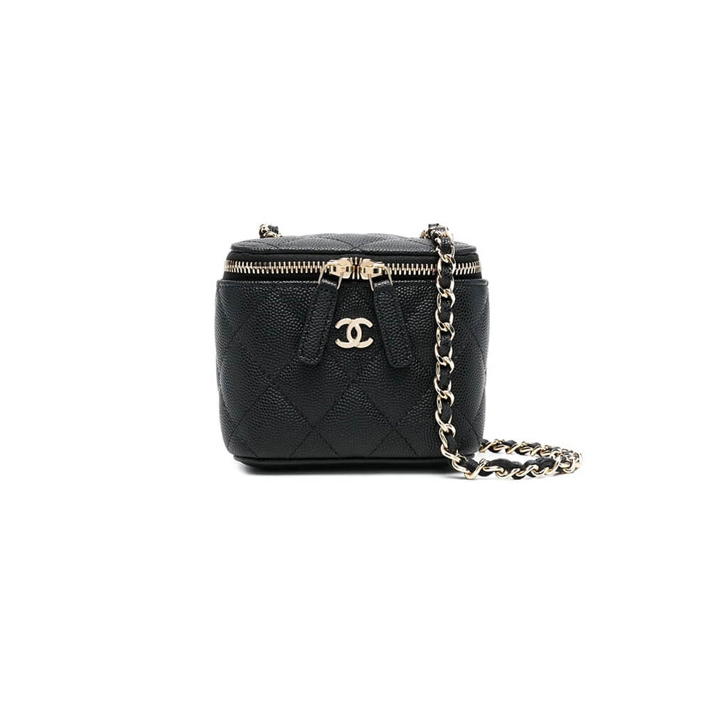 Chanel chain cosmetic bag