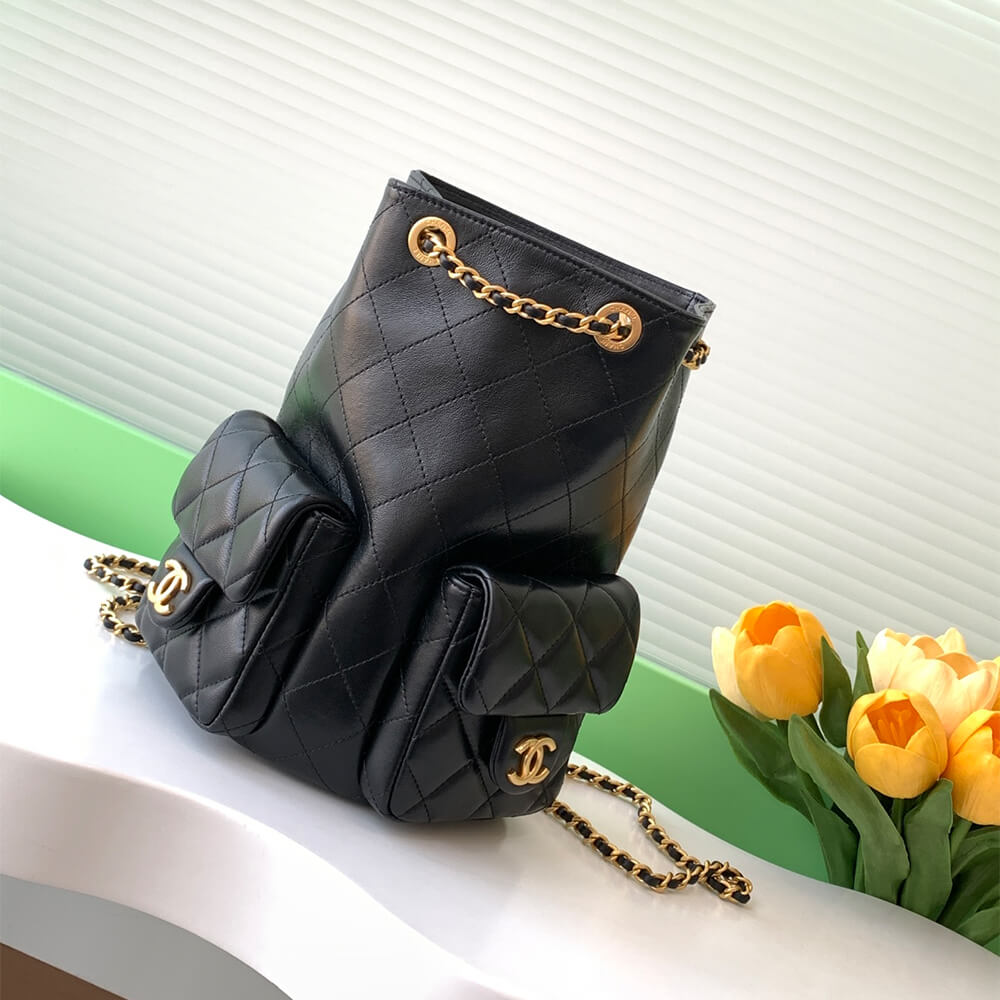 CHANEL Backpack (high-end grade) - Image 2