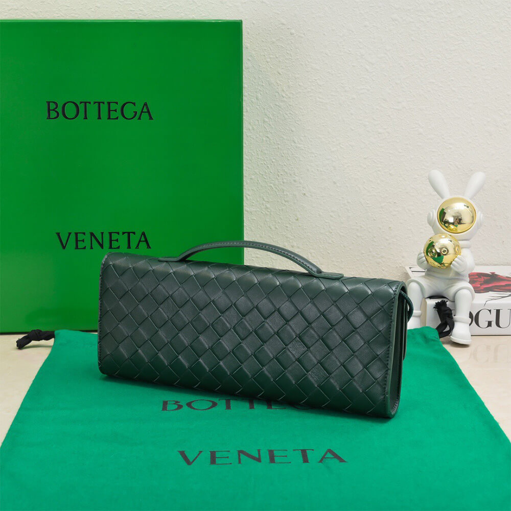 Bottega Veneta Andiamo Clutch (HIGH-END GRADE) - Image 3