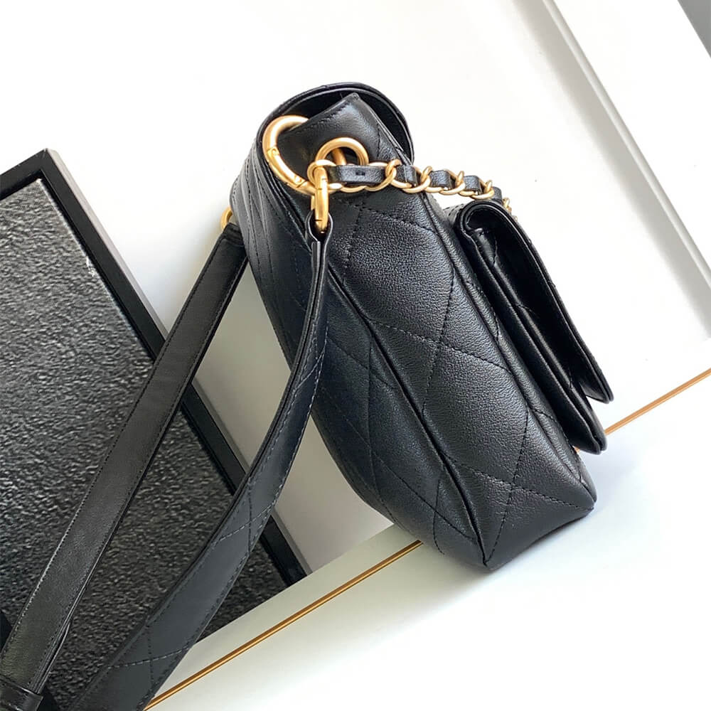 Chanel 24P hobo - Image 3