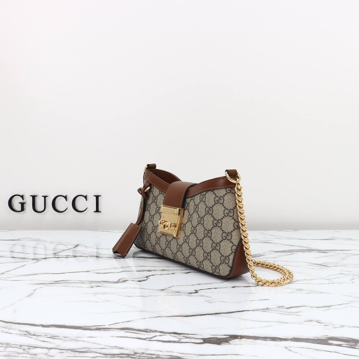 GG PADLOCK SMALL SHOULDER BAG - Image 3