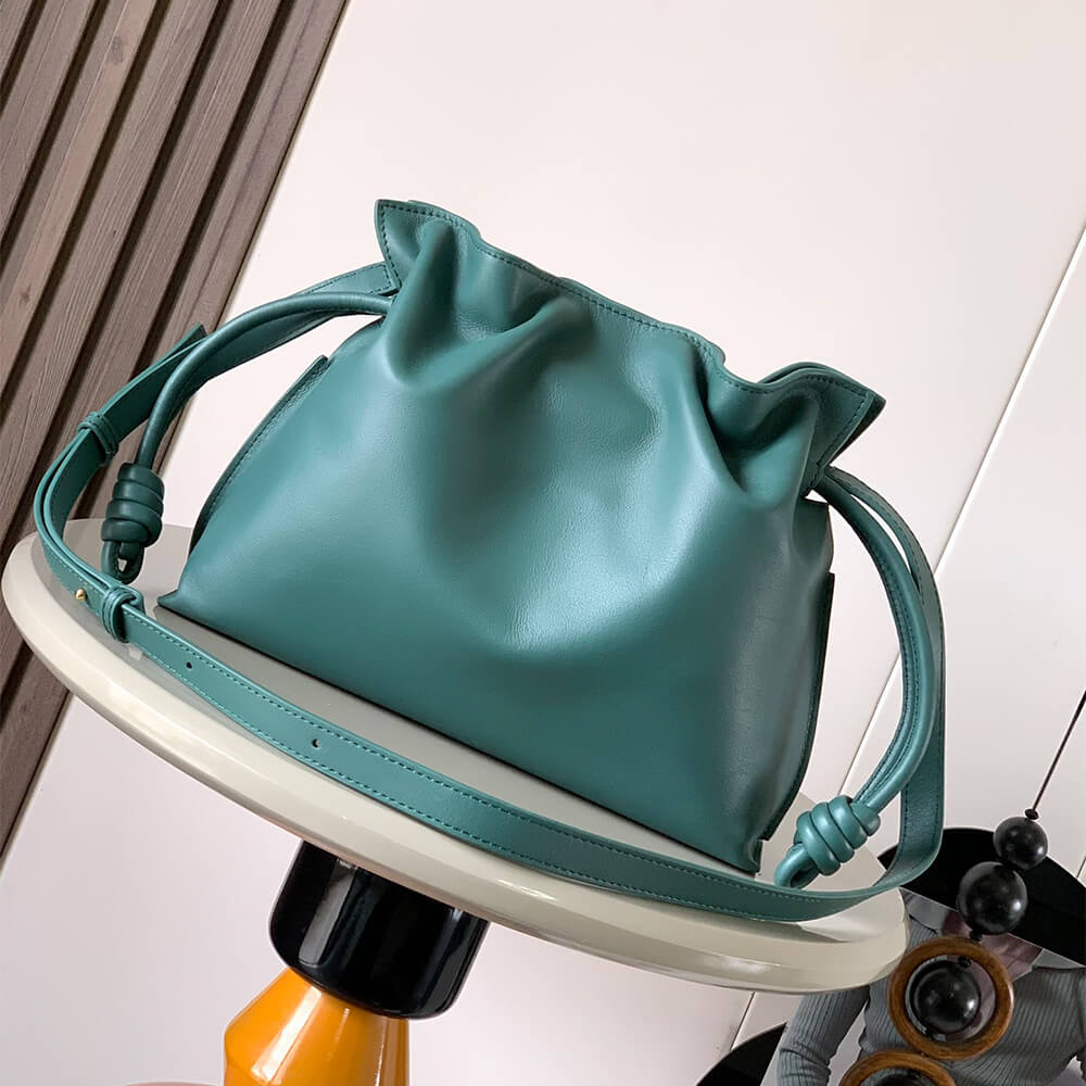 Vetiver LOEWE Medium Flamenco clutch in nappa calfskin (HIGH-END GRADE) - Image 4