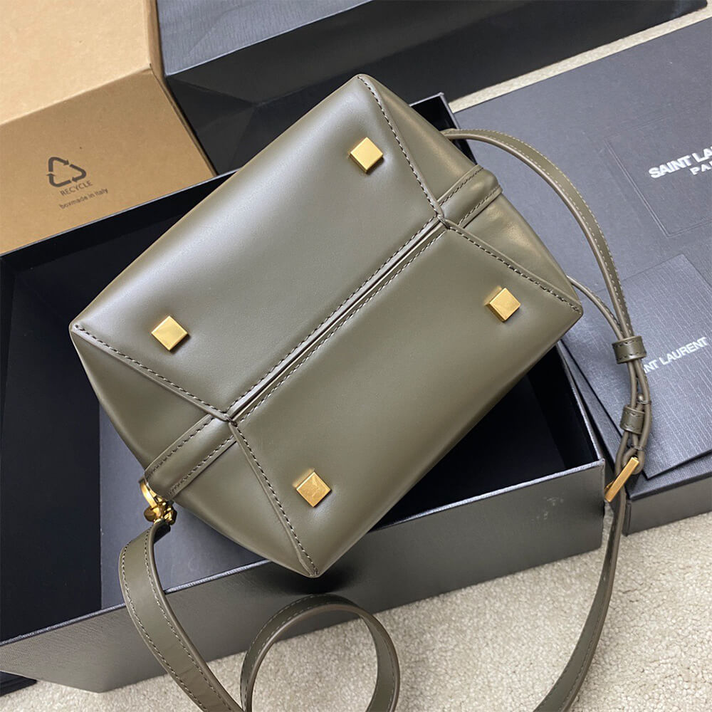 MUSK YSL LE 37 small in shiny leather - Image 5