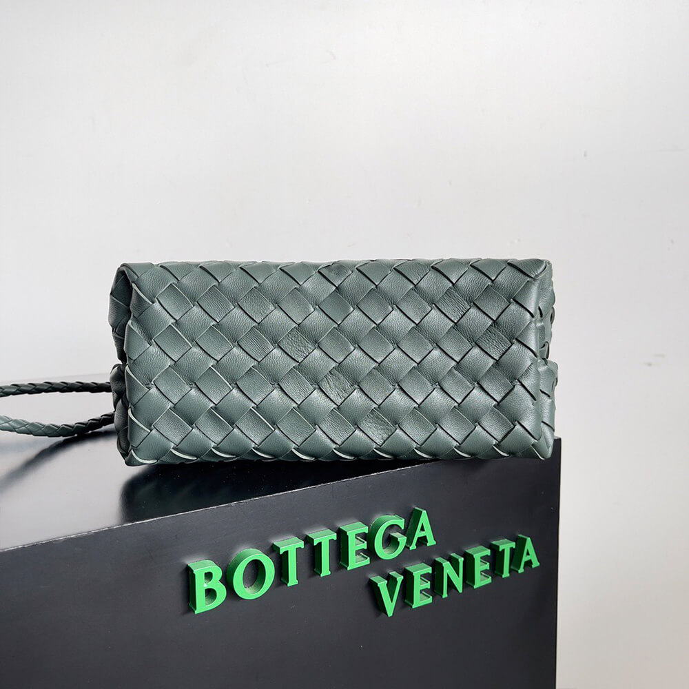 Pale Sky Bottega Veneta Small Andiamo - Image 5
