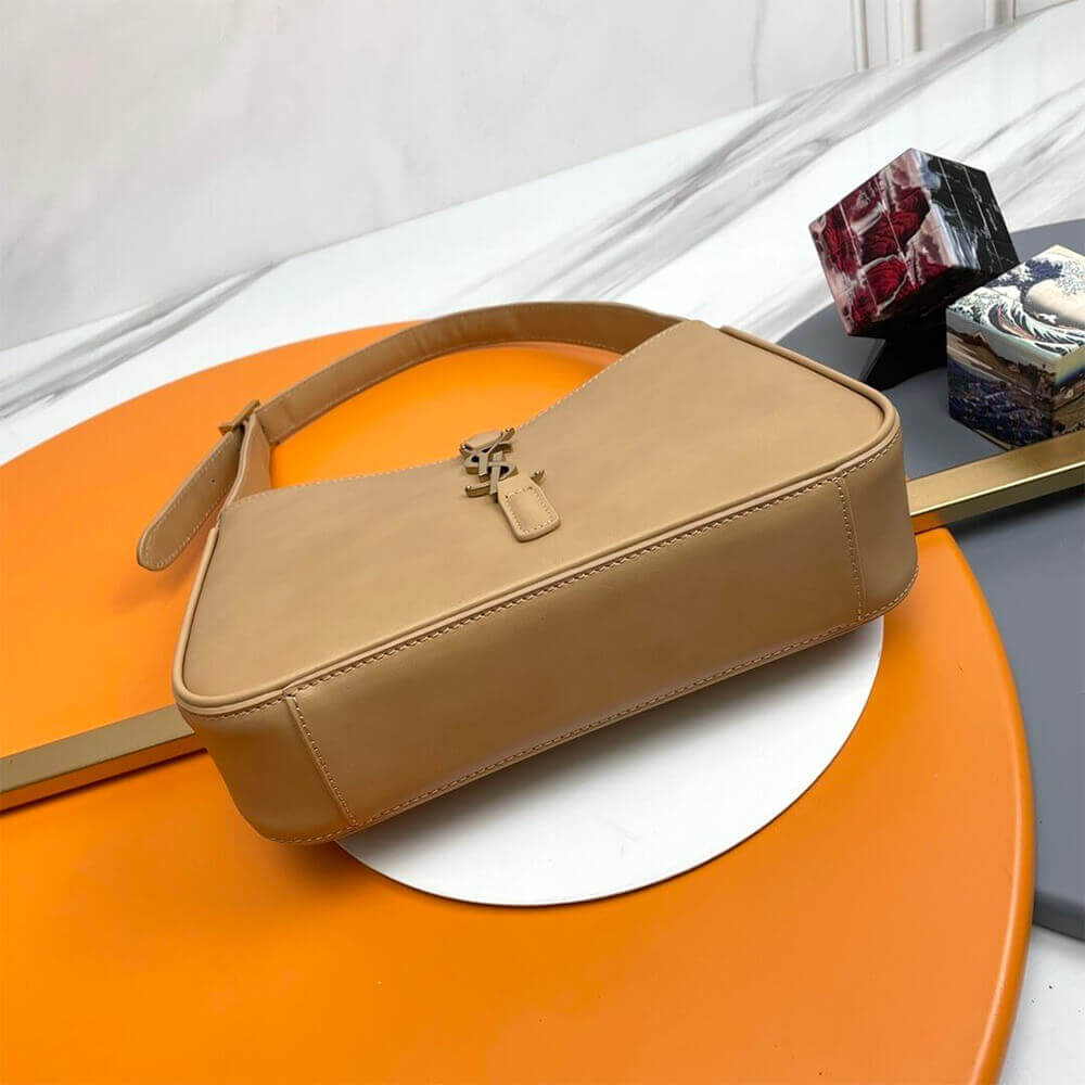 GREYISH YSL LE 5 A 7 bag in smooth leather - Image 5