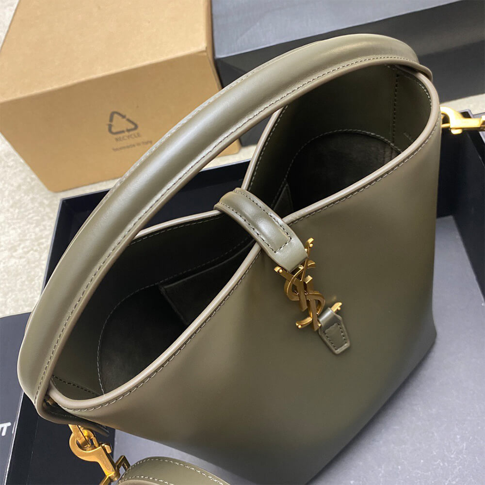 MUSK YSL LE 37 small in shiny leather - Image 6