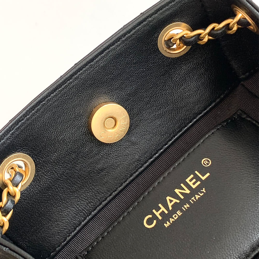 CHANEL Backpack (high-end grade) - Image 7